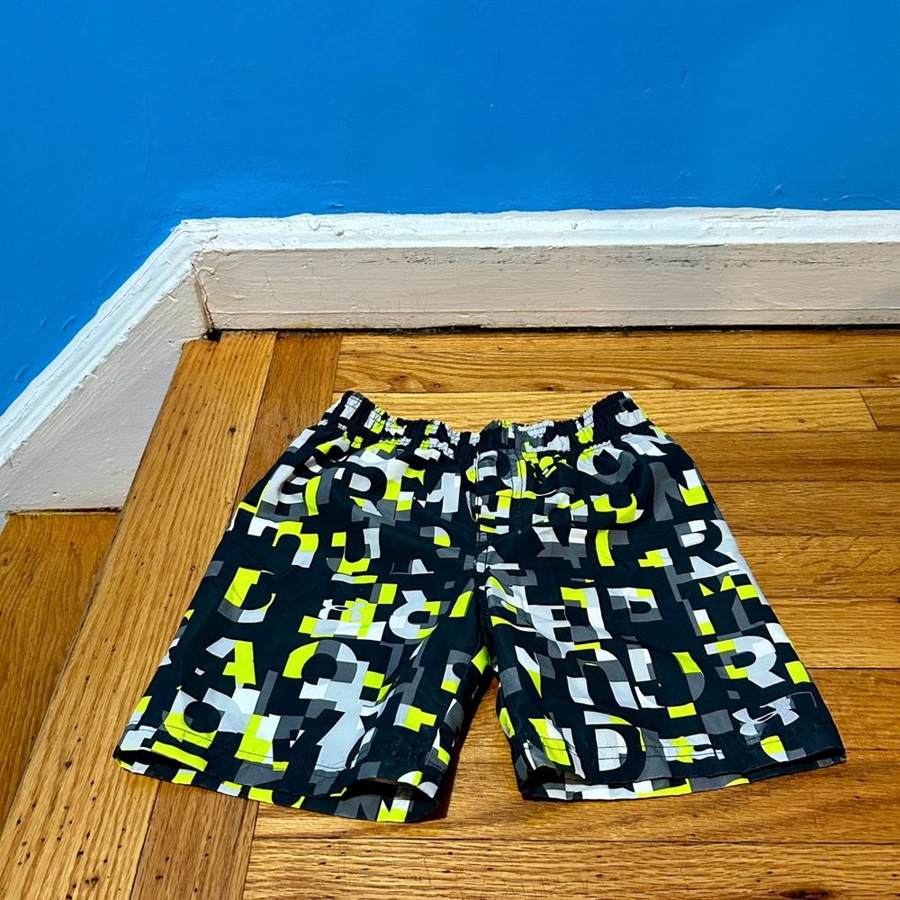 Under armor boy’s swim trunks